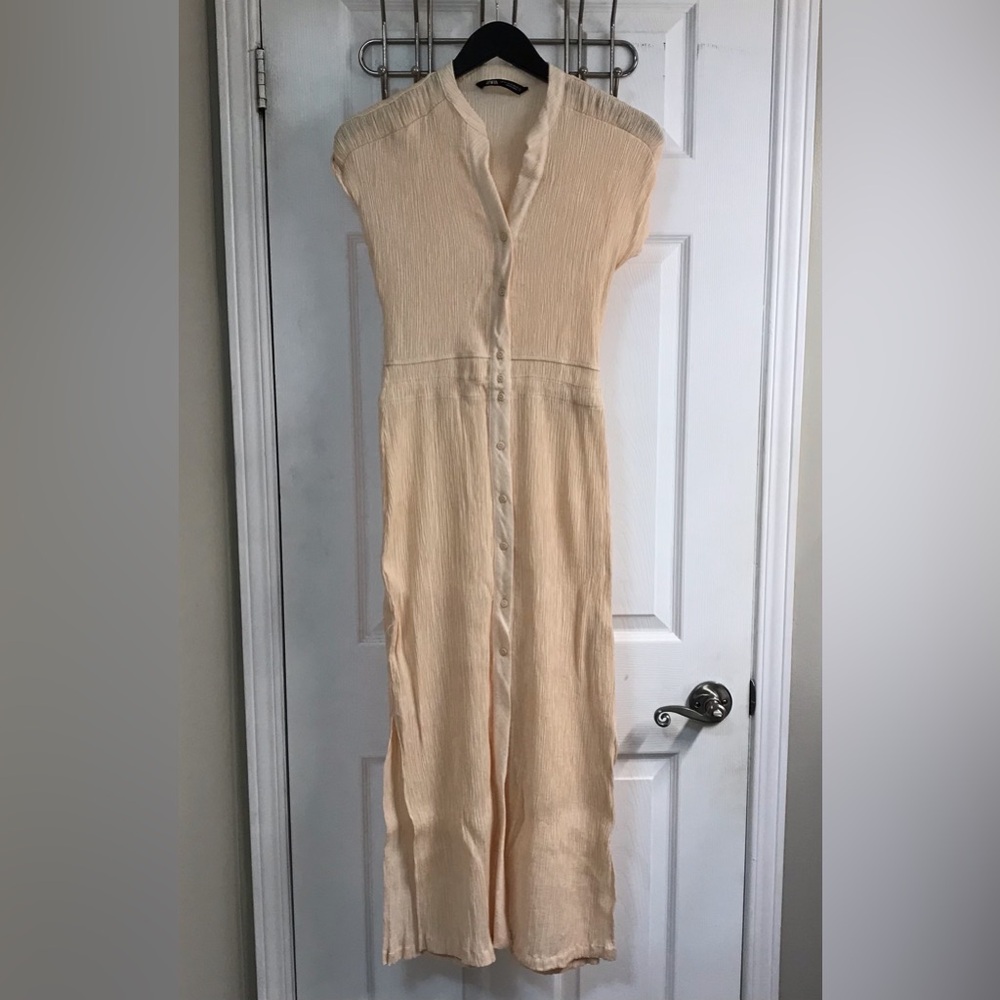 Zara Maxi Dress Chic Cream Maxi Dress XS